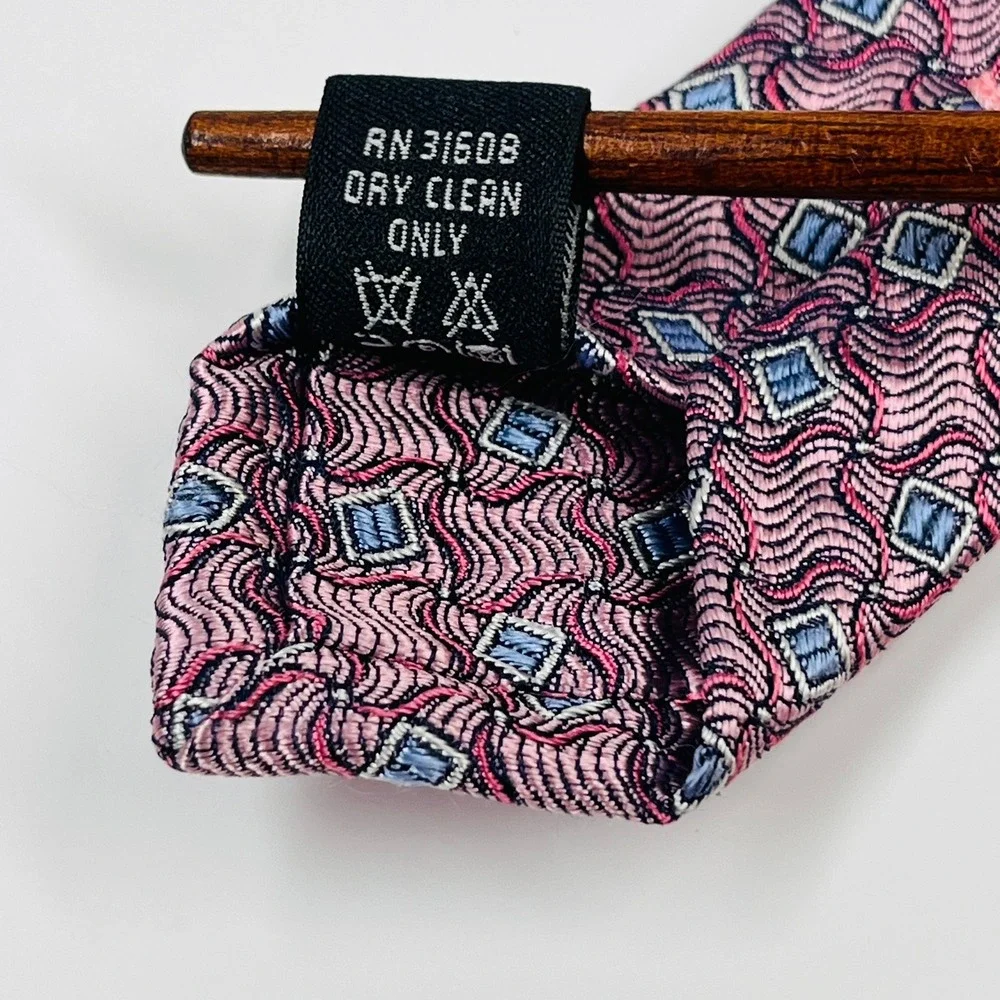 Jos. A. Bank Silk Tie Mens OS Pink Blue Geometric Signature Collection‎ Luxury